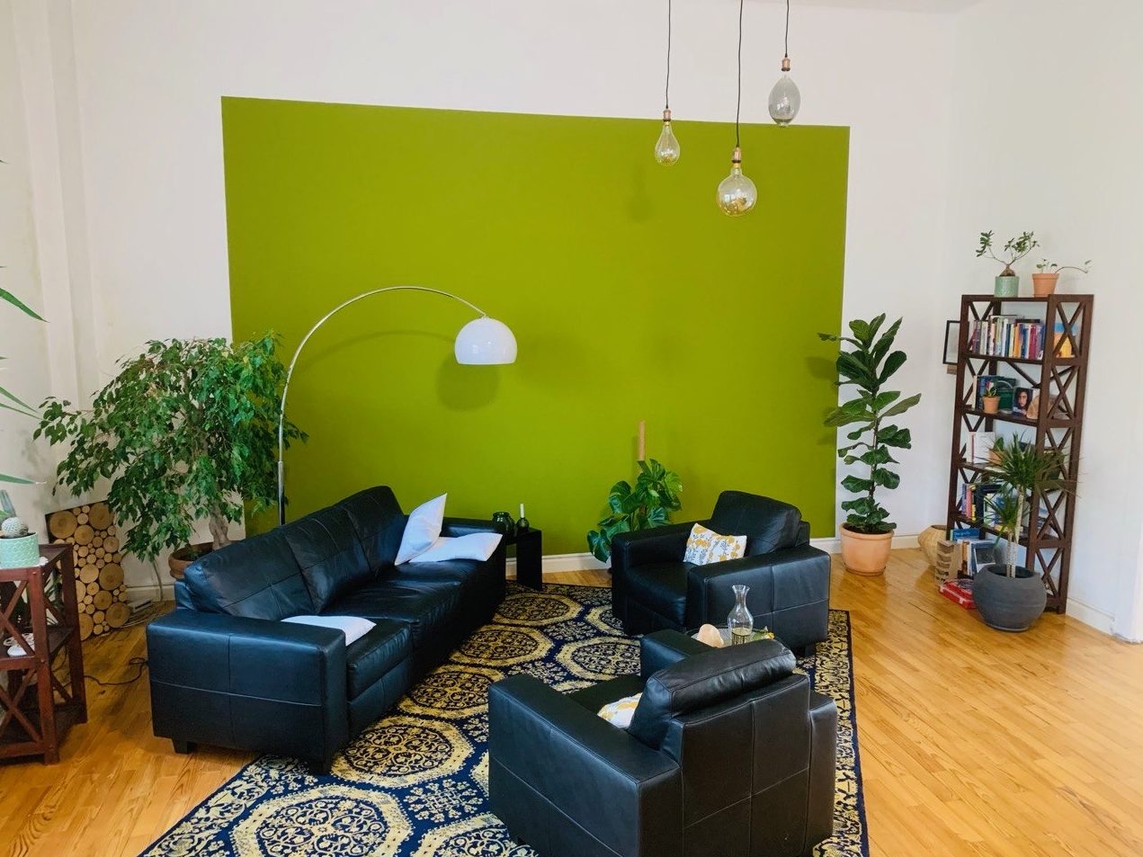 Praxisraum Heilpraktikerin für Psychotherapie Johanna Ernst Praxisraum von Heilpraktikerin für Psychotherapie Johanna Ernst in Saarbrücken, hell und freundlich